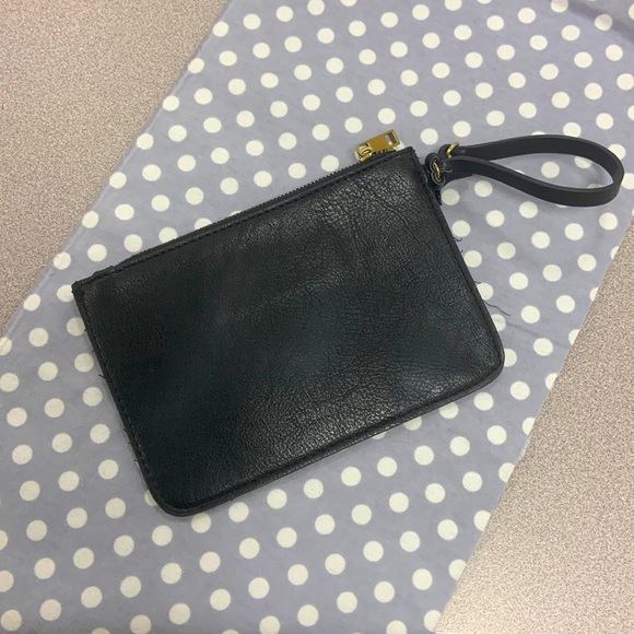 Free People Handbags - Free People wallet/clutch or coin purse!